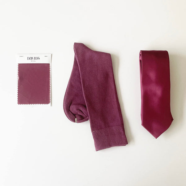 Spotlight Hosiery Groomsmen/Men's Solid Color Dress Socks & Neck Tie Set for Wedding Gift